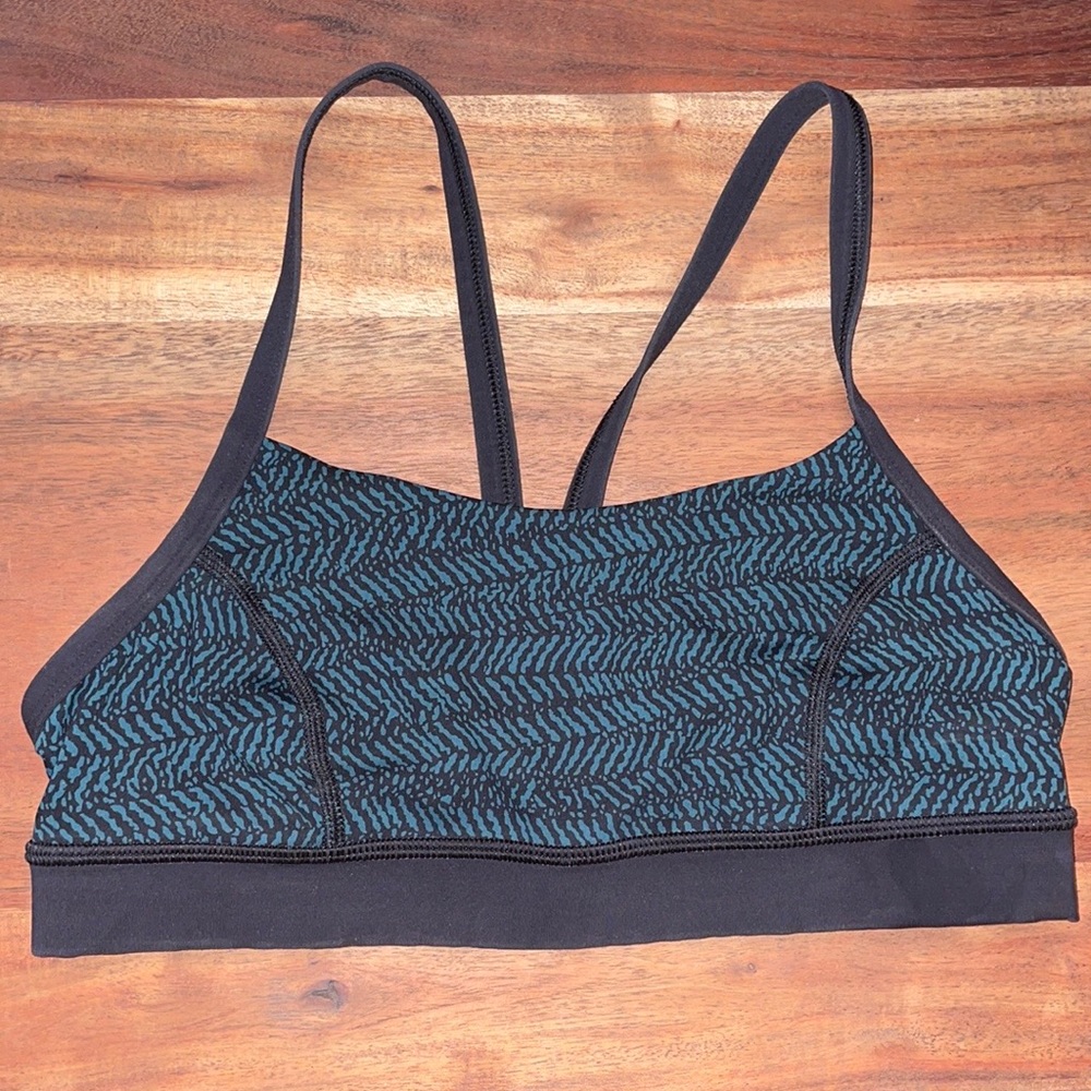LULULEMON - Black/Green Sports Bra